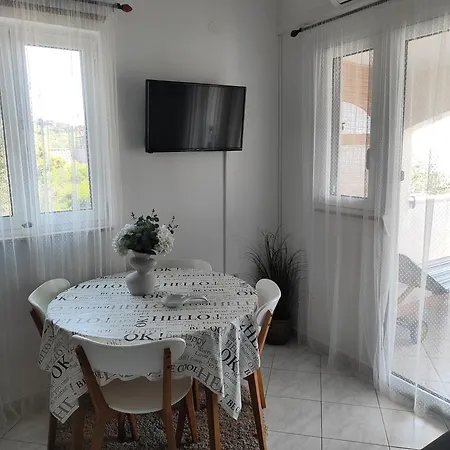 Appartement Lucija On The Sandy